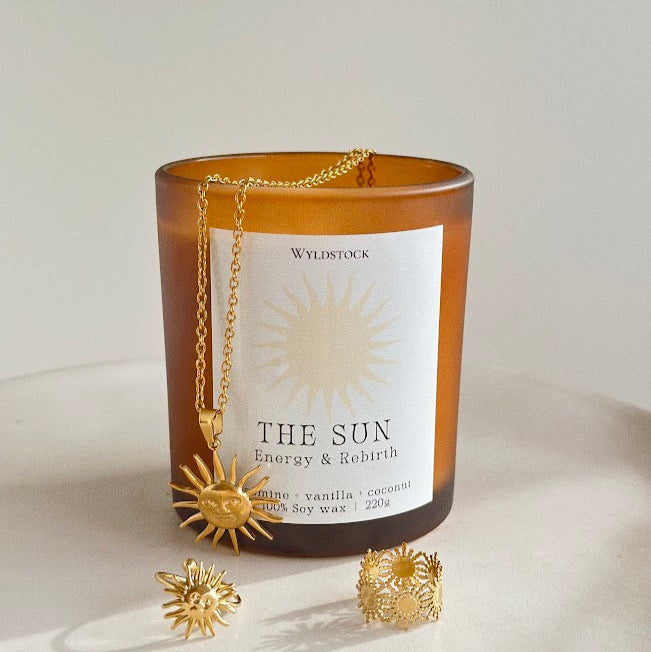 Vela The Sun Âmbar + Acessório Surpresa